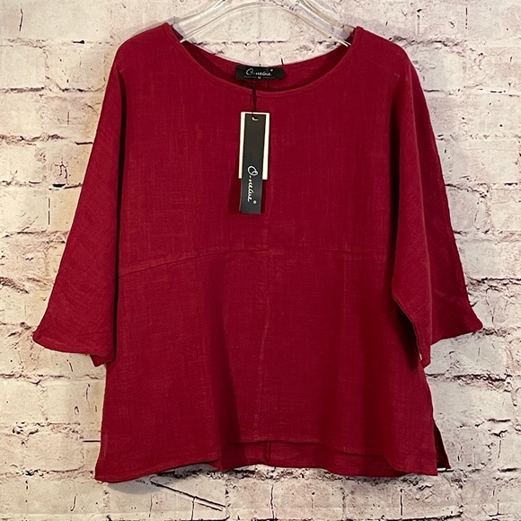 Women's NWT Oneine New Elegance Burgundy Top Size M - Picture 1 of 9